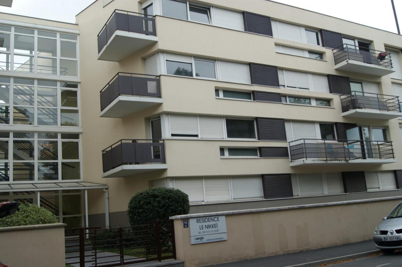 Victoria-T2-41m2-Balcon, wifi, linge, produits, ménage inclus Apartman Reims Kültér fotó