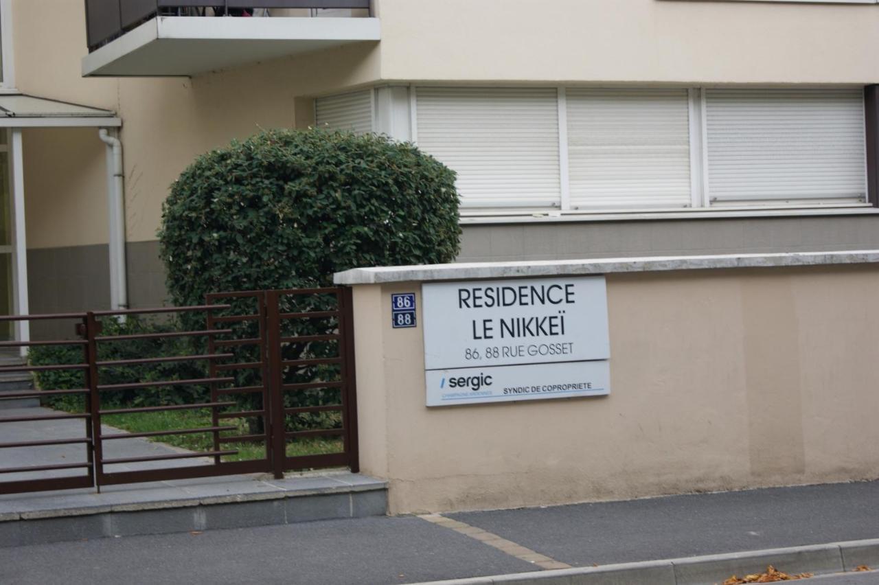 Victoria-T2-41m2-Balcon, wifi, linge, produits, ménage inclus Apartman Reims Kültér fotó